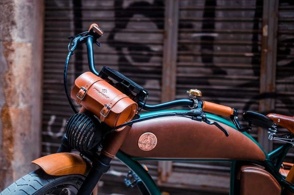 Velo Electrique Rayvolt Cruzer Chopper 24 Pouces Noir M 1100Wh – Image 3