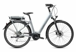 VÉLO DE VILLE ÉLECTRIQUE PEUGEOT EC01 D9 PLUS SHIMANO ALIVIO 9V 500 WH GRIS CLAIR 2022